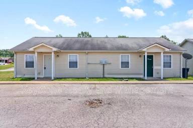 Main picture of 1375 Thompsonville Ln