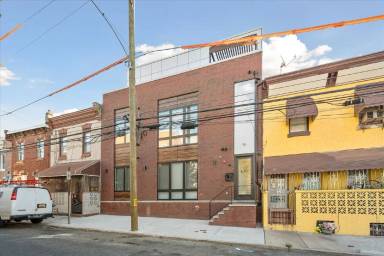Main picture of 2513 N Howard St