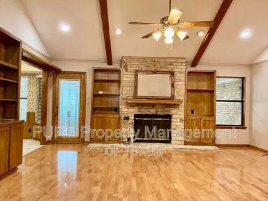 Main picture of 201 Oakwood Dr