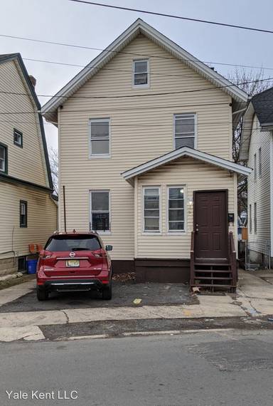 Main picture of 123 Chestnut Ave