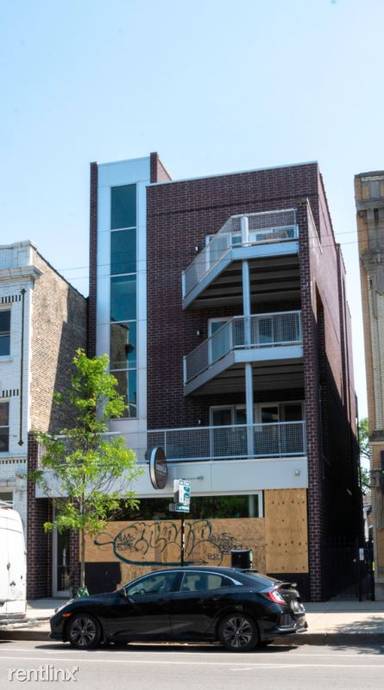 Main picture of 2127 W Division St