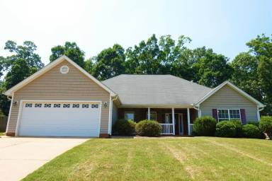 Main picture of 18 Camrose Dr
