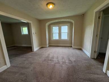 Main picture of 571 Chittenden St