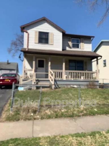 Main picture of 141 Bowman St