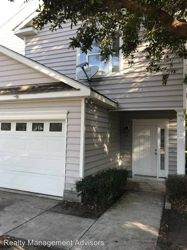 Main picture of 12 Essex Ct