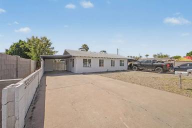 Main picture of 2534 N 28th St