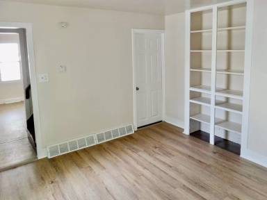 Main picture of 181 Vine St