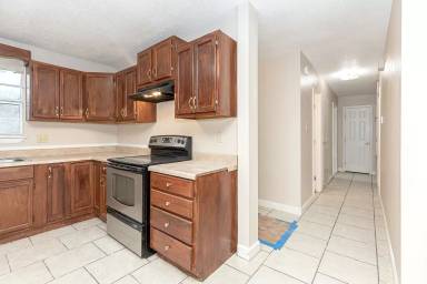 Main picture of 2013 Dartmouth Dr