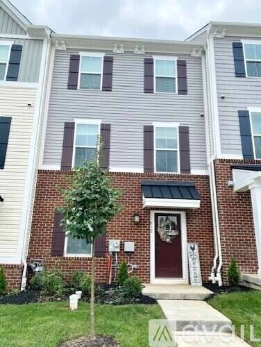 Main picture of 612 Holywell Dr