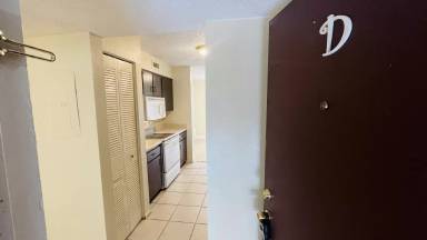 Main picture of 7504 Needle Leaf Pl