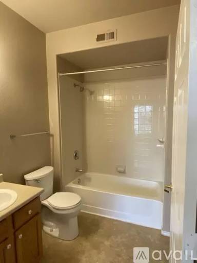Main picture of 3815 Riviera Grv