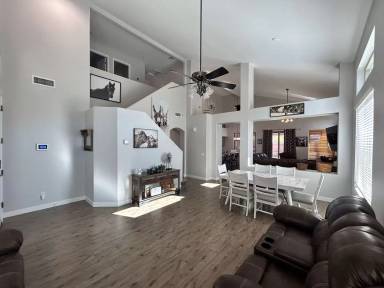 Main picture of 345 N Scott Dr