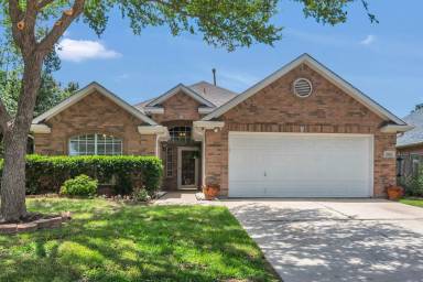 Main picture of 5556 Flynn Ct