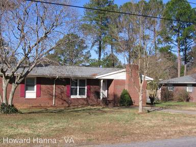 Main picture of 315 Edgewood Dr