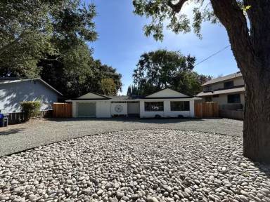 Main picture of 1022 Easum Dr