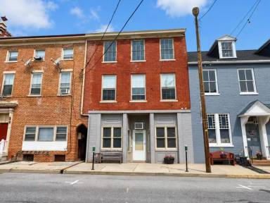 Main picture of 116 W Market St