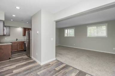 Main picture of 306 4th Ave NW