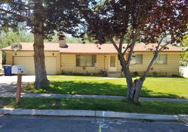 Main picture of 3586 S Acoma St