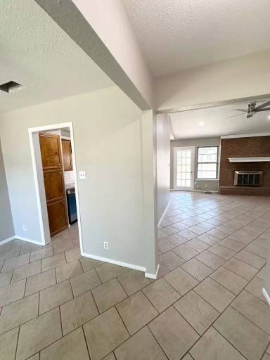 Main picture of 5113 Storey Ave