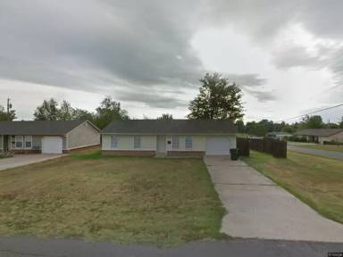 Main picture of 403 N 6th St