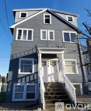 Main picture of 936 Highland Ave