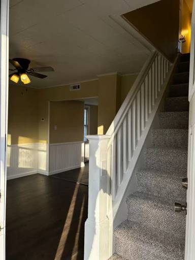 Main picture of 444 Main St