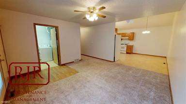 Main picture of 310 S 13th St