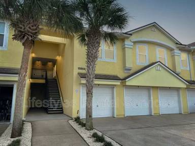 Main picture of 13864 Herons Landing Way
