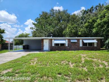 Main picture of 106 Lantern Ln