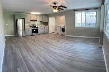 Main picture of 219 N Kuakini St