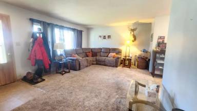Main picture of 211 Davidson Ave
