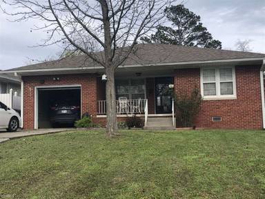 Main picture of 1411 N Union Ave