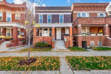 Main picture of 6142 S Champlain Ave