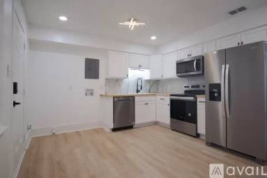 Main picture of 106 Woodhouse Ln