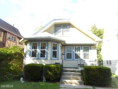 Main picture of 8312 Gridley Ave