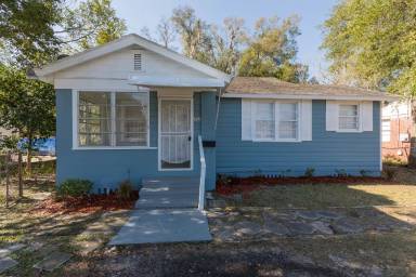 Main picture of 352 Tallulah Ave