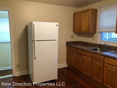Main picture of 415 Church Ln