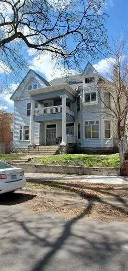 Main picture of 2620 3rd Ave S