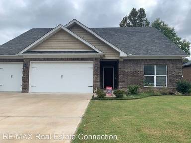 Main picture of 20 Woodhaven Dr