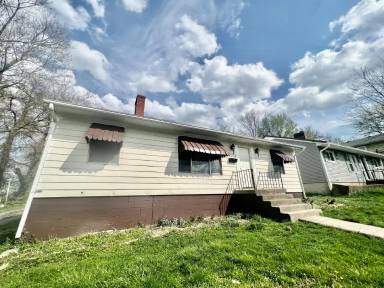Main picture of 113 Cummins Dr