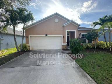 Main picture of 3995 Aria Dr