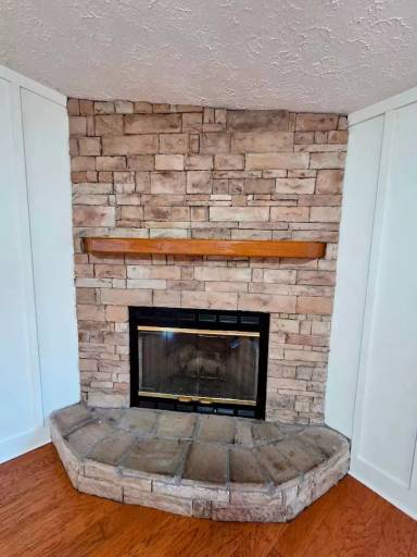 Main picture of 132 G St