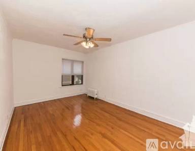 Main picture of 629-39 W Cornelia Ave