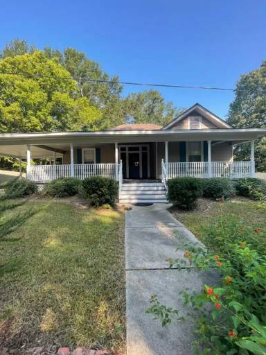 Main picture of 809 Mansion St