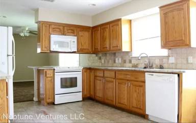 Main picture of 714 Hughes Dr