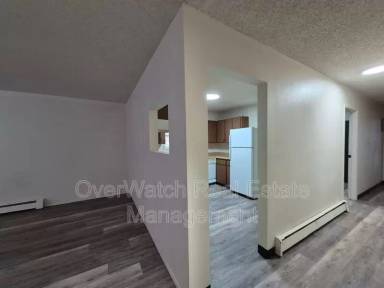 Main picture of 1509 W 45th Ave