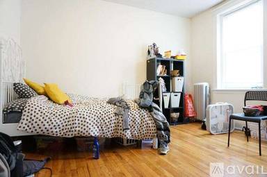 Main picture of 110 Warren St