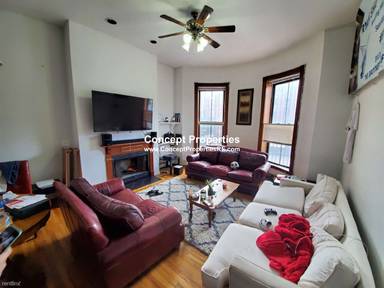 Main picture of 486 Massachusetts Ave