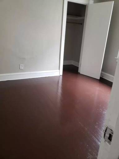 Main picture of 944 N 37th St
