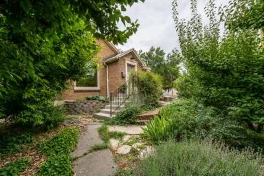 Main picture of 554 N Wall St